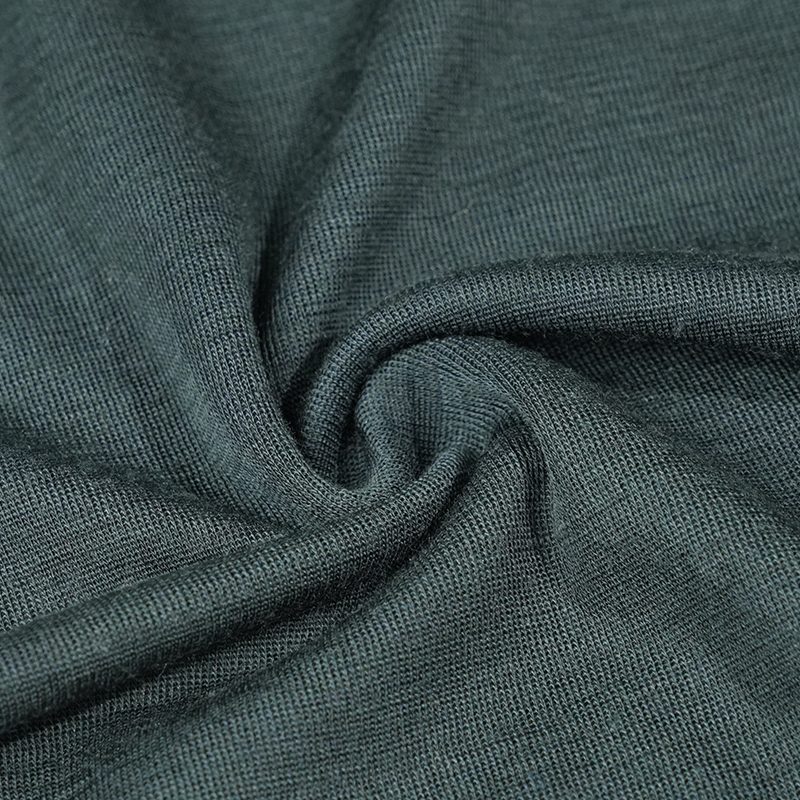 Linen bulu, benang sutera bulu